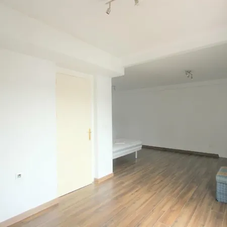 Naranjos M3 22 木屋 马尔韦利亚