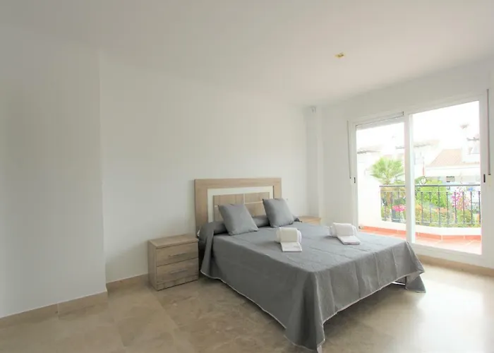 בקתה Naranjos M3 22 *